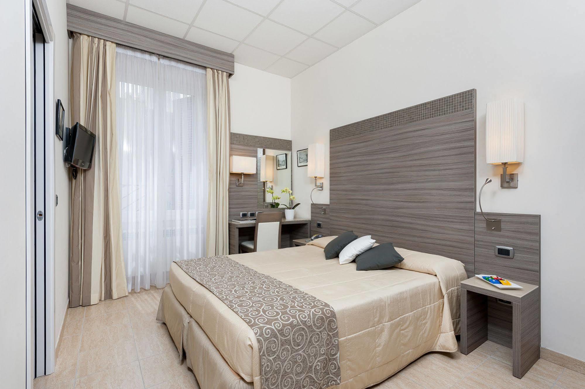 Morrisson Exclusive Rooms Rome Exterior photo